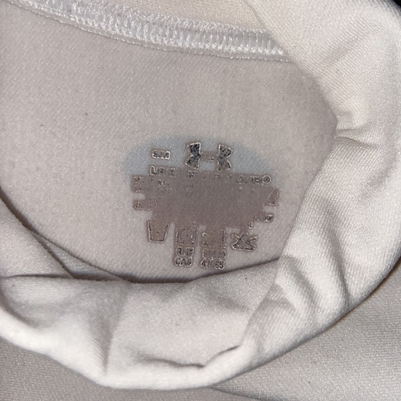 White underwear winter sportswear.It has been used but still in great condition. - Picture 6 of 6